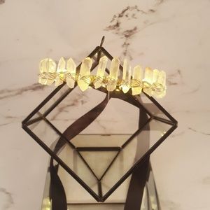 Electric quartz light up crystal crown